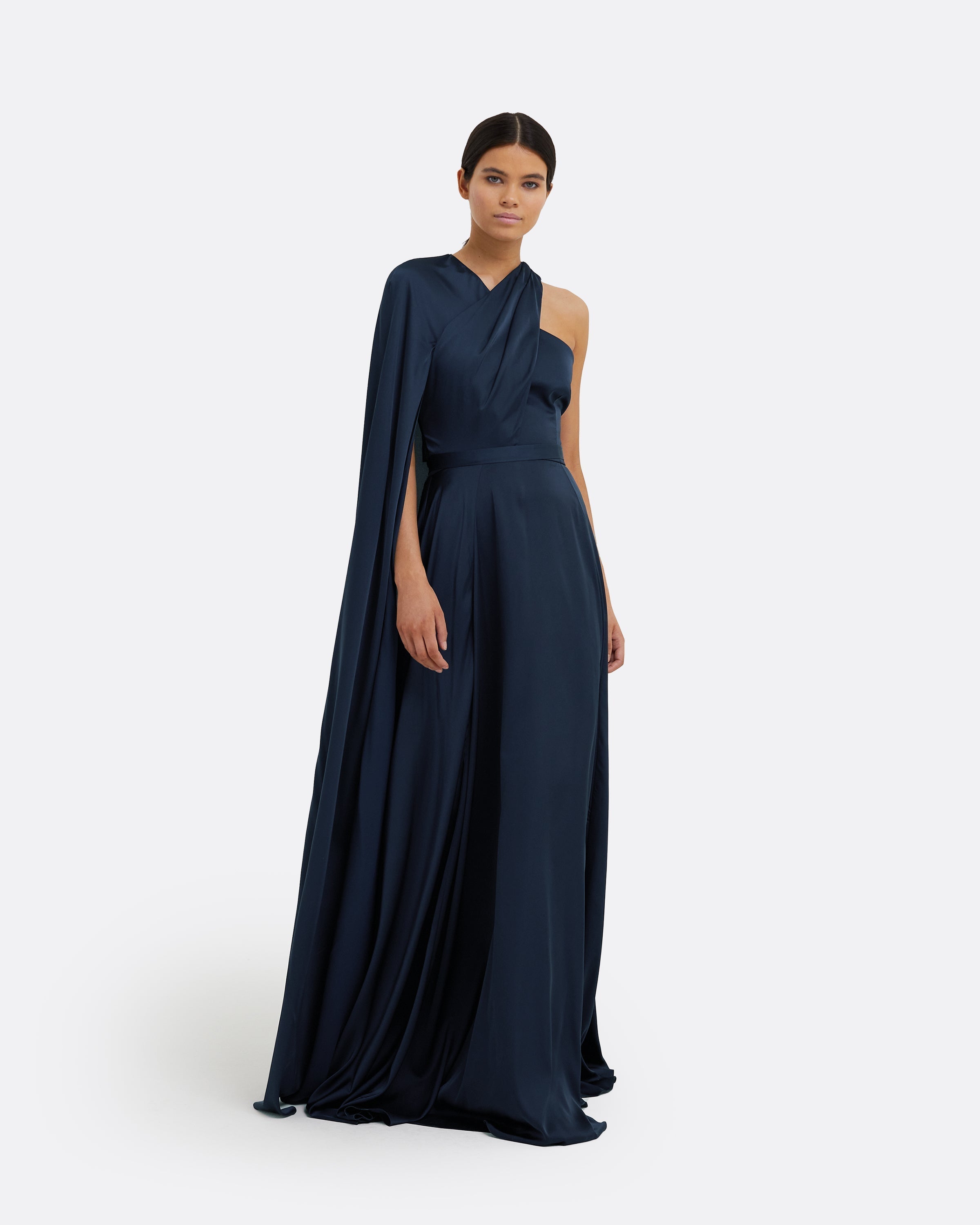 【yukiyanagi】ヘヨン volumy drape dress 濃紺 Drapina Sapphire Long Dress – Maison Safiyaa USA