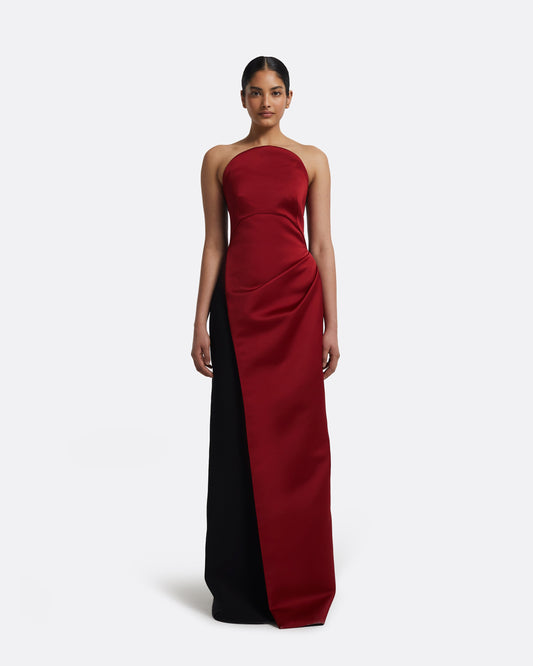 Misaki Long Dress in Swinton on Black