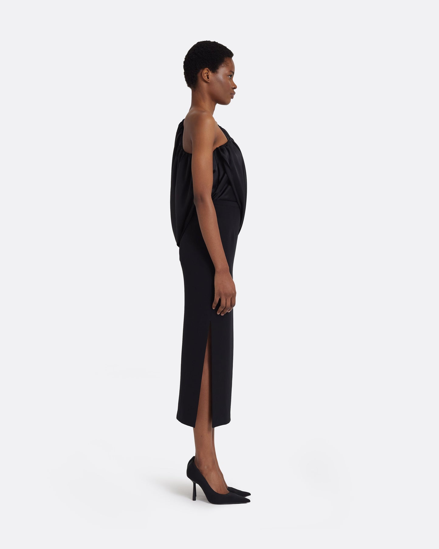 Avena Top in Black