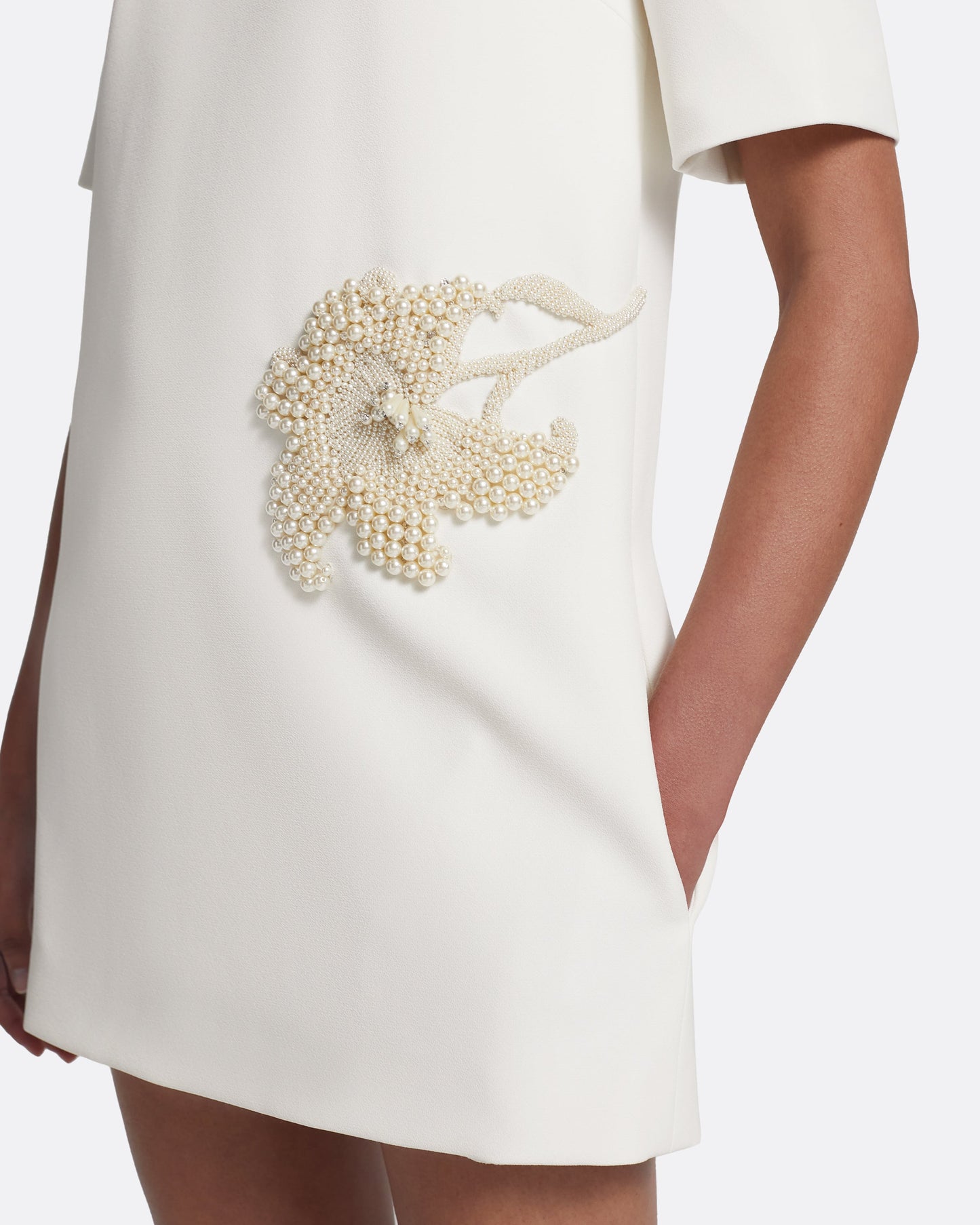 Ripley Short Dress in Ivory with Pearl