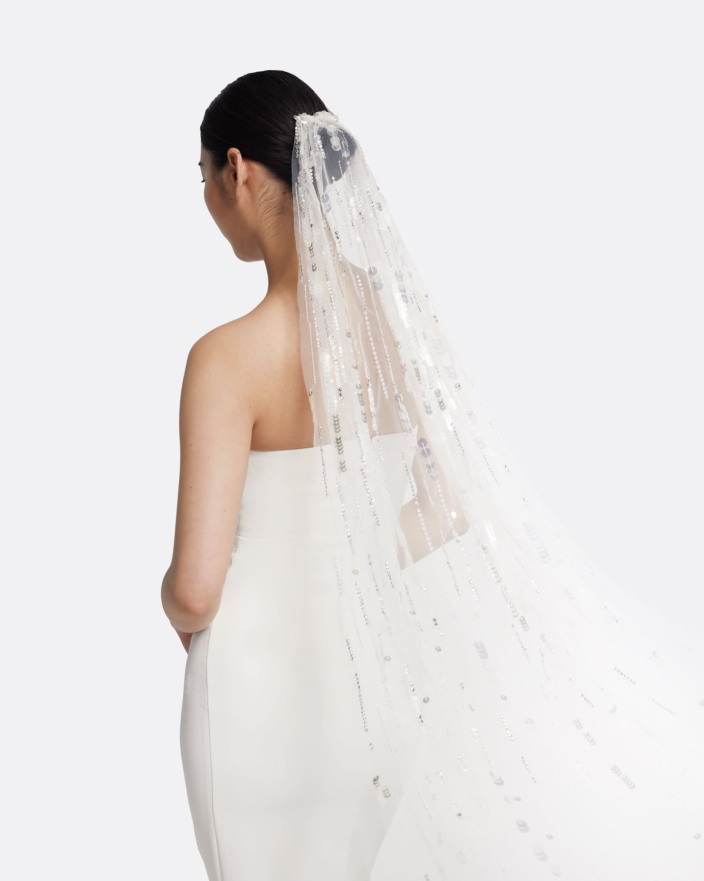 Edith Veil in Ivory with Crystal Embellishment