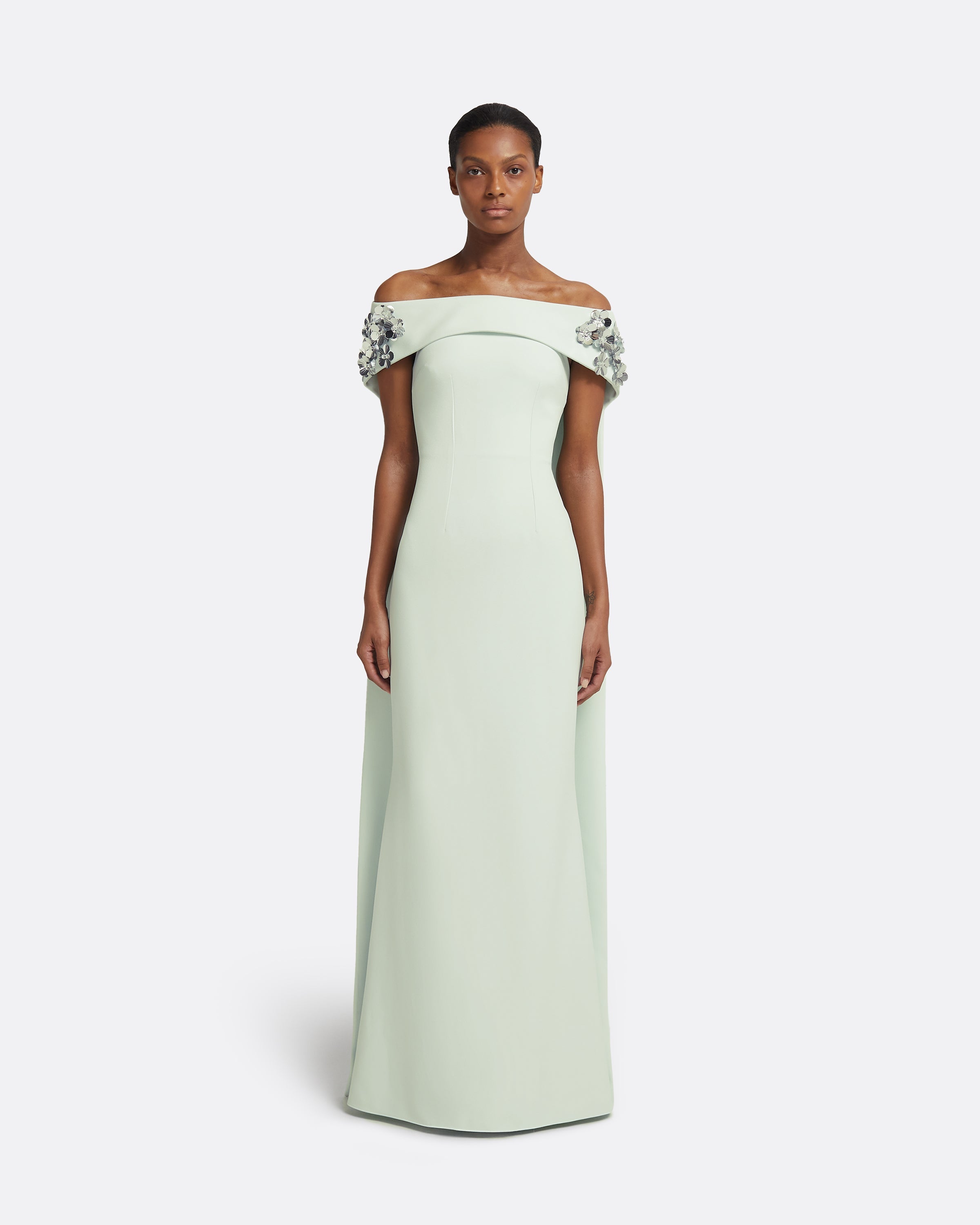 【Safiyaa】装飾ベルト付ジュエルグリーンのジニーミディドレス Ginny Midi Dress in Jewel Green with Embellished Belt
