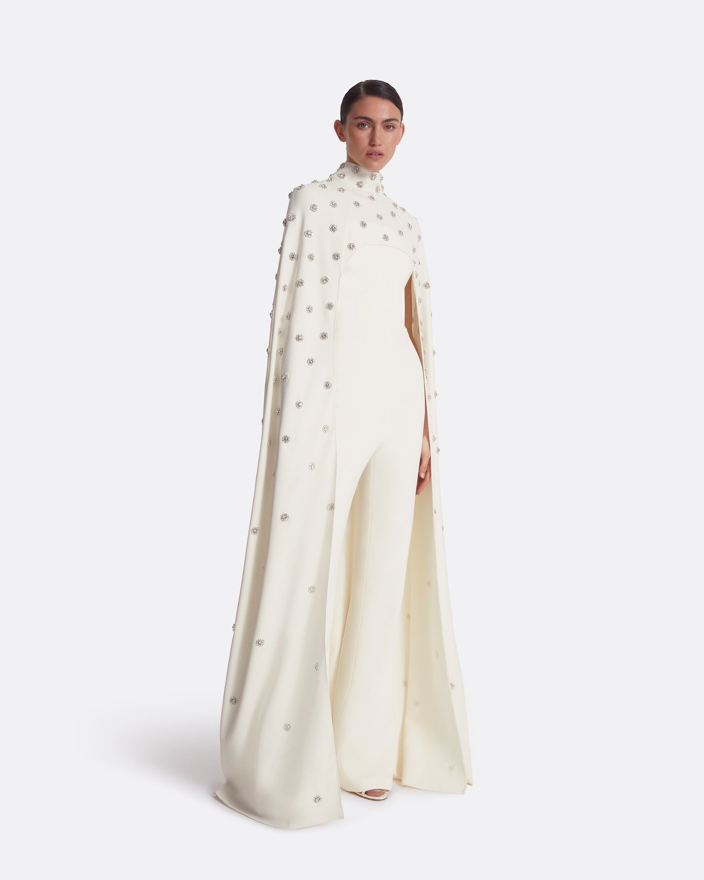 Manore Ivory Embroidered Harness