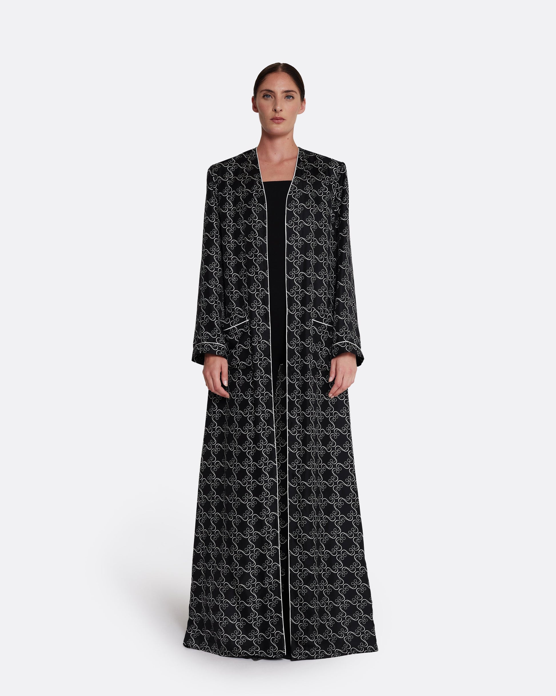 Full-length wrap abaya in ECRU ON BLACK