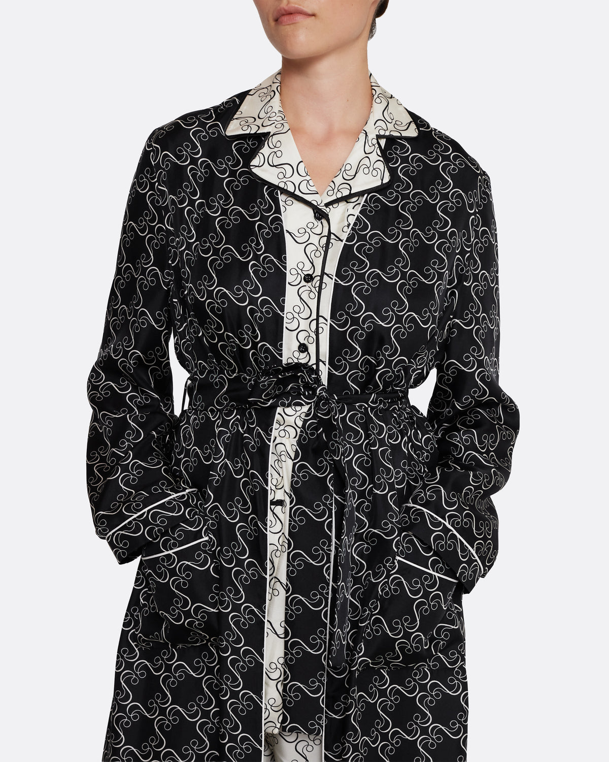 Fiorella Jacket in Ecru on Black