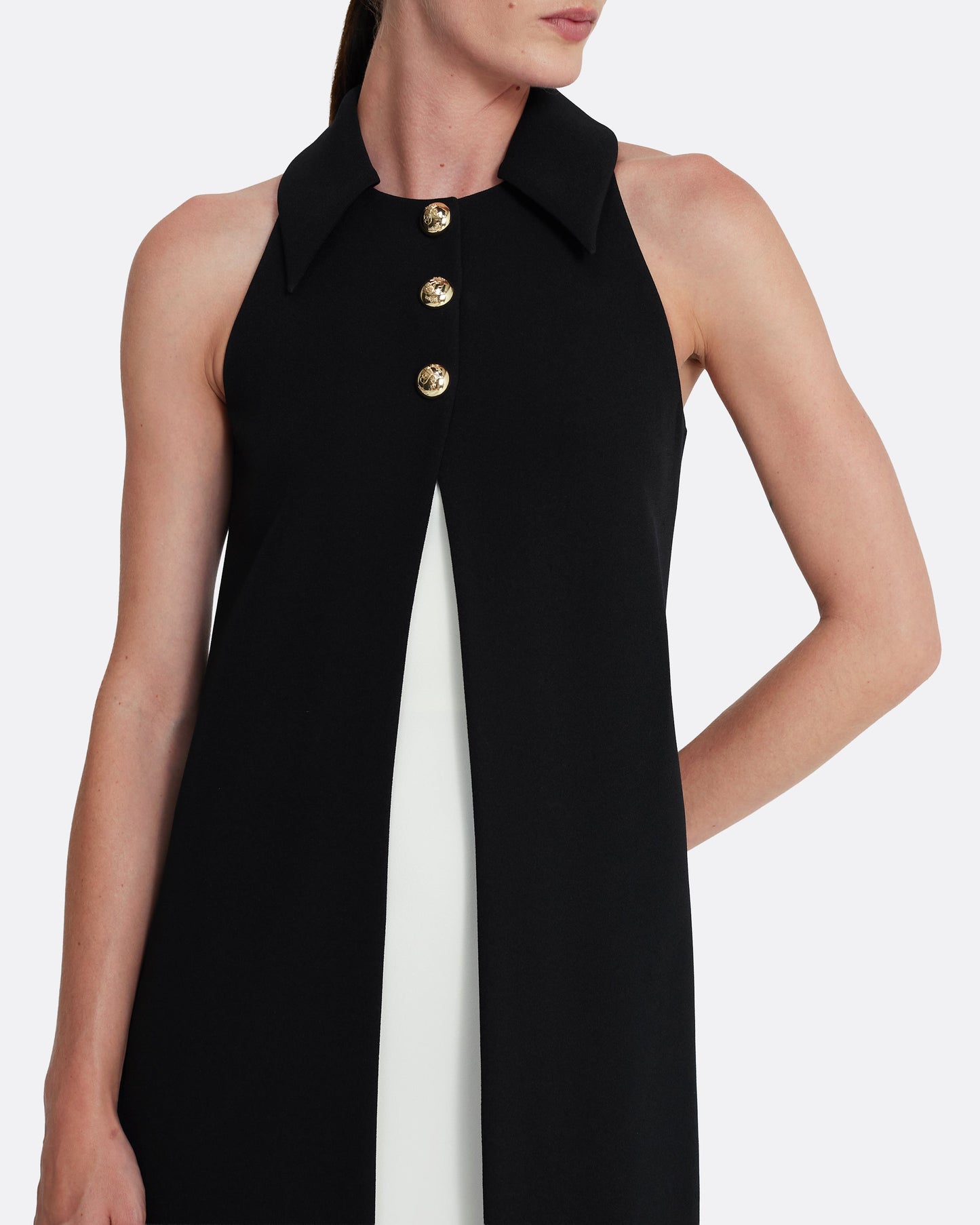 Collared, sleeveless open-front harness in BLACK