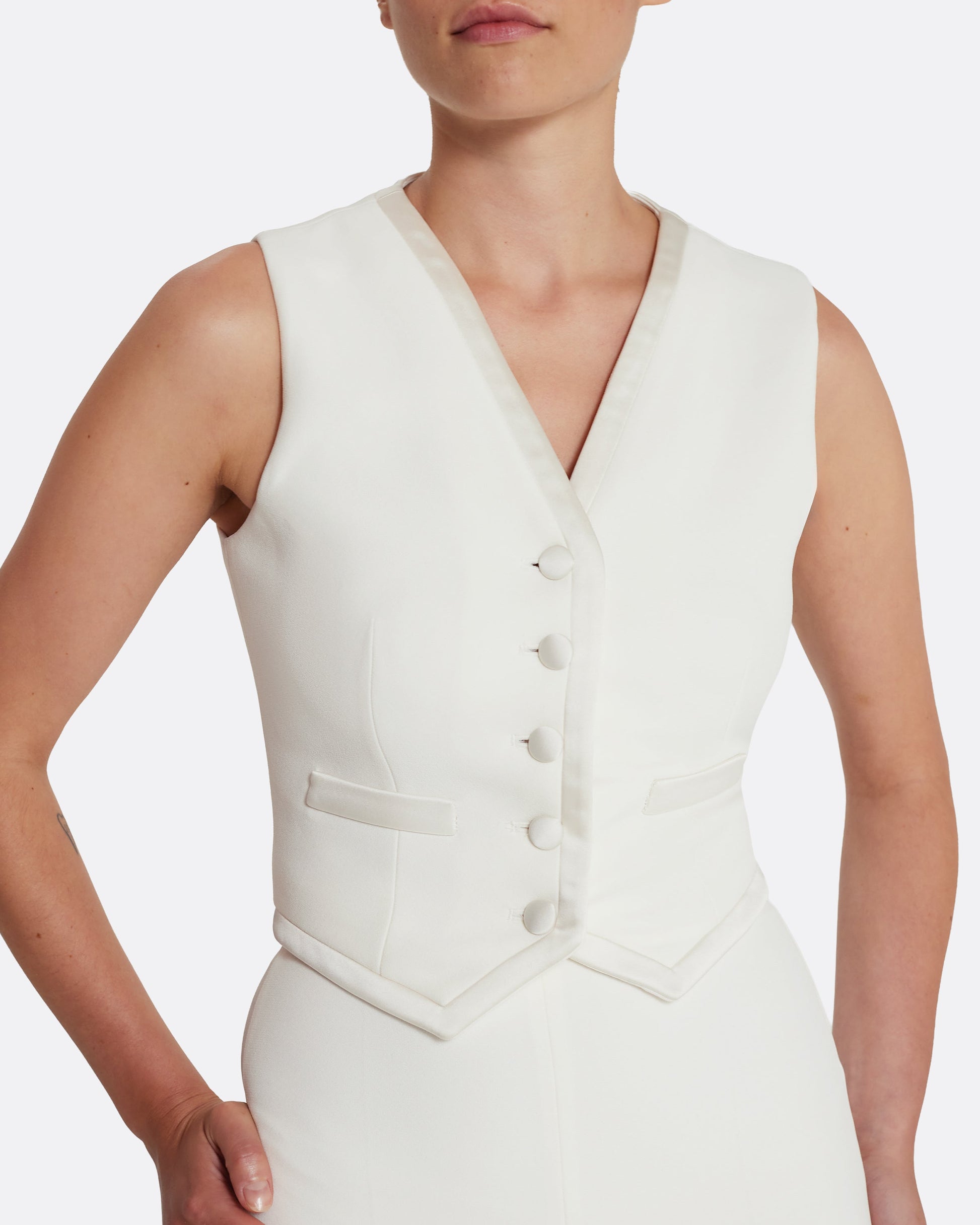 Single breasted, cropped waistcoat in IVORY