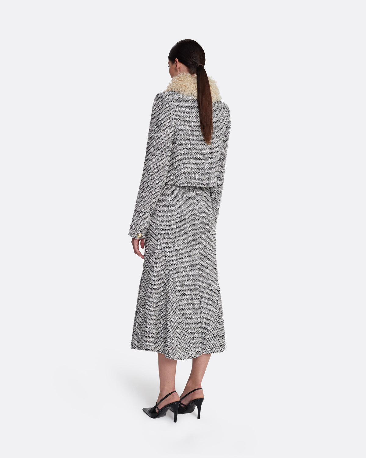 Annalisa Jacket in Stone on Greyscale