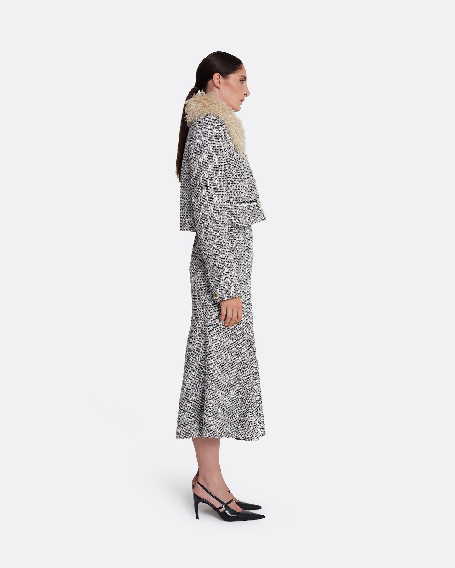 Annalisa Jacket in Stone on Greyscale